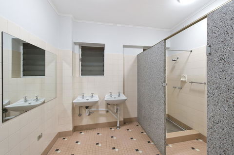 Palm Beach Hotel - Accommodation Brisbane 25