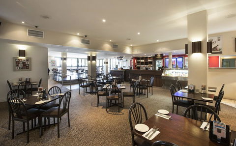 Palm Beach Hotel - Accommodation Brisbane 12