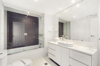 Luxury 5 Star Surfers Paradise Residences