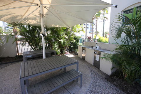 Aruba Beach Resort - Accommodation Brisbane 11