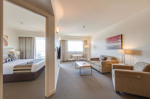 Central Cosmo Apartment Hotel - Accommodation Brisbane 2