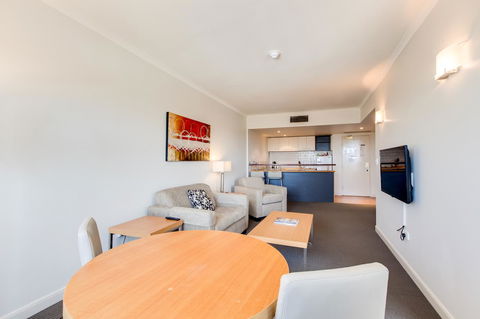 Central Cosmo Apartment Hotel - Accommodation Brisbane 25