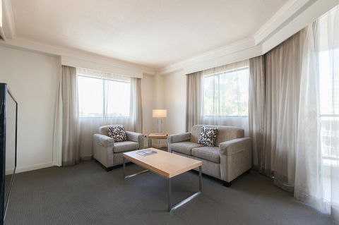 Central Cosmo Apartment Hotel - Accommodation Brisbane 14