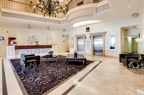 Central Cosmo Apartment Hotel - Accommodation Brisbane 3