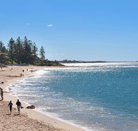 The Norfolks on Moffat Beach - Accommodation Brisbane