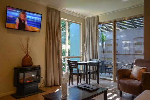 Blue Summit Hideaway - Accommodation Brisbane 26