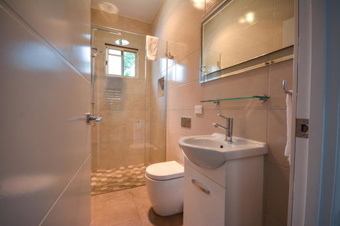 Blue Summit Hideaway - Accommodation Brisbane 35