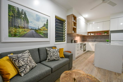 Blue Summit Hideaway - Accommodation Brisbane 5