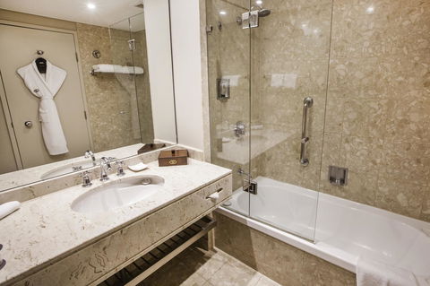Sofitel Brisbane Central - Accommodation Brisbane 11