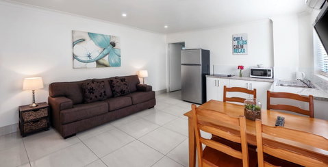 Bilinga Beach Motel - Accommodation Brisbane 35