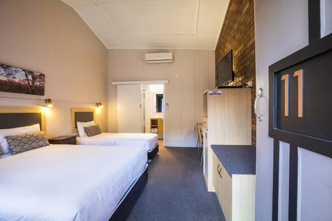 Downs Motel - Accommodation Brisbane 2
