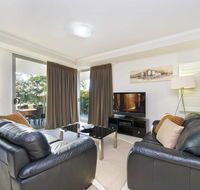On the Bay Apartments - Accommodation Brisbane