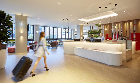 Holiday Inn Express Brisbane Central, An IHG Hotel - Accommodation Brisbane 0