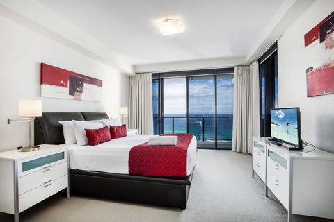 Ultra Broadbeach - Accommodation Brisbane 13