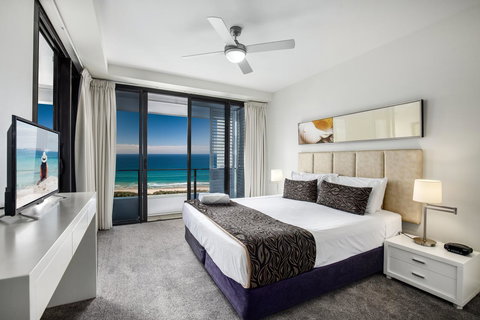 Ultra Broadbeach - Accommodation Brisbane 33