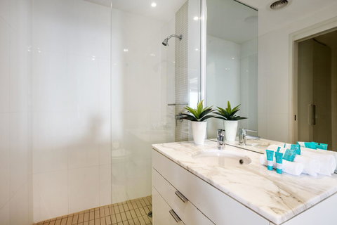 Ultra Broadbeach - Accommodation Brisbane 29