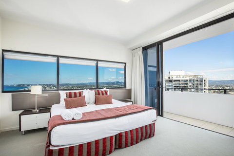 Ultra Broadbeach - Accommodation Brisbane 16