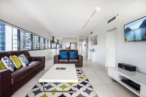 Ultra Broadbeach - Accommodation Brisbane 10