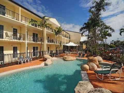 Cairns Queenslander Hotel & Apartments - Accommodation Brisbane 1