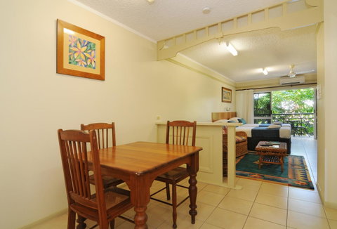 Cairns Queenslander Hotel & Apartments - Accommodation Brisbane 21