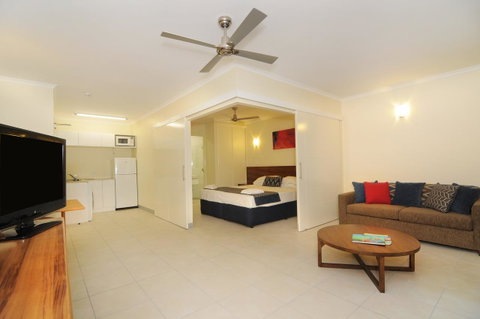 Cairns Queenslander Hotel & Apartments - Accommodation Brisbane 16