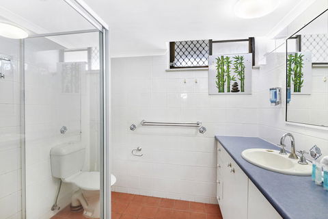 Broadbeach Travel Inn Apartments - Accommodation Brisbane 34
