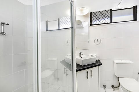 Broadbeach Travel Inn Apartments - Accommodation Brisbane 29