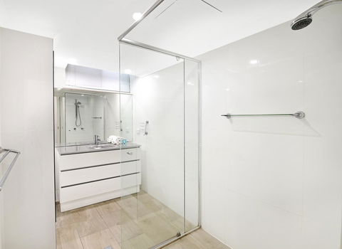 Broadbeach Travel Inn Apartments - Accommodation Brisbane 14