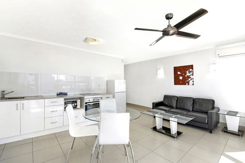 Broadbeach Travel Inn Apartments - Accommodation Brisbane 27