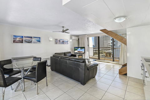 Broadbeach Travel Inn Apartments - Accommodation Brisbane 9