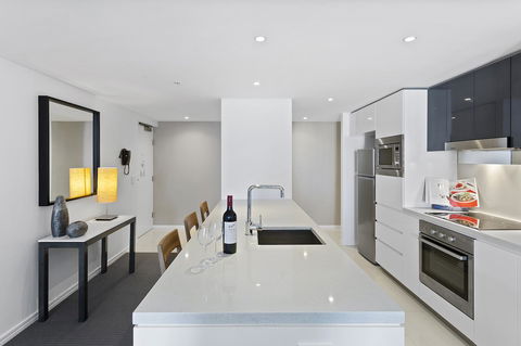 Holiday Holiday H-Residences Apartments - Accommodation Brisbane 35