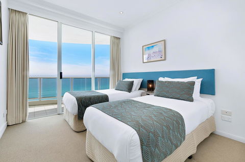 Pacific Views Resort - Accommodation Brisbane 12