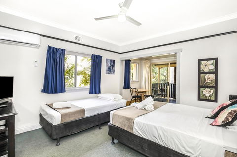 City Palms Brisbane - Accommodation Brisbane 24