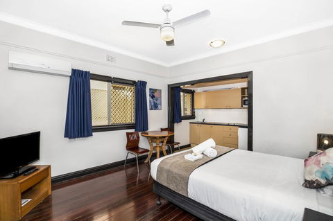 City Palms Brisbane - Accommodation Brisbane 4