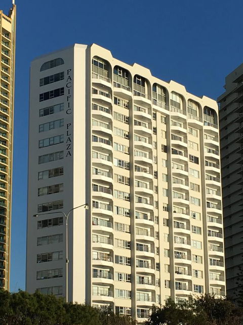 Pacific Plaza Apartments - Accommodation Brisbane 1
