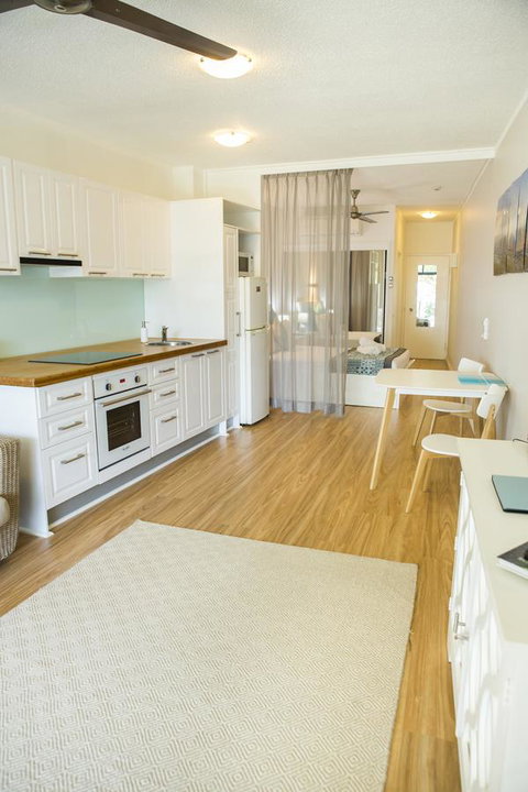 Amaroo At Trinity - Accommodation Brisbane 11