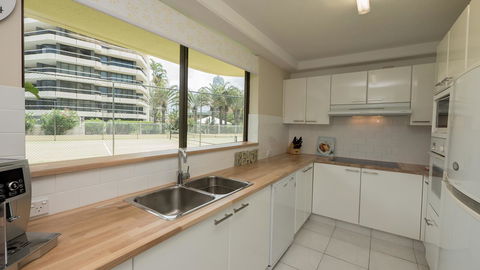 Norfolk Luxury Beachfront Apartments - Accommodation Brisbane 21