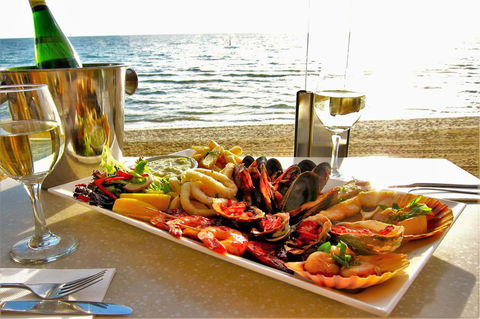Capricorn One Beachside Holiday Apartments - Official - Accommodation Brisbane 21