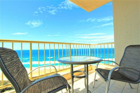Capricorn One Beachside Holiday Apartments - Official - Accommodation Brisbane 26