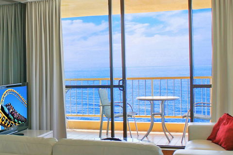 Capricorn One Beachside Holiday Apartments - Official - Accommodation Brisbane 17