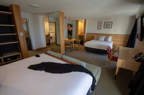 The Island Gold Coast - Accommodation Brisbane 10