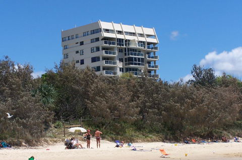 84 The Spit Holiday Apartments - Accommodation Brisbane 0