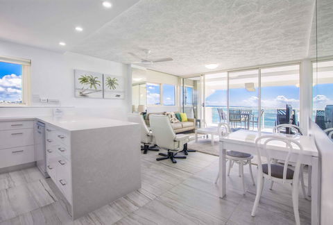 84 The Spit Holiday Apartments - Accommodation Brisbane 22
