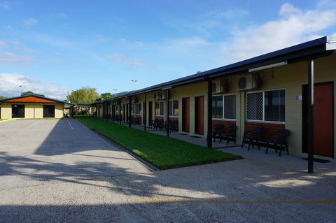 YAL Cairns - A Motel That Makes A Difference - Accommodation Brisbane 39