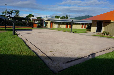 YAL Cairns - A Motel That Makes A Difference - Accommodation Brisbane 6
