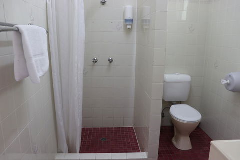 YAL Cairns - A Motel That Makes A Difference - Accommodation Brisbane 27