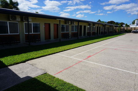 YAL Cairns - A Motel That Makes A Difference - Accommodation Brisbane 41