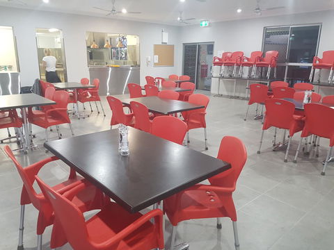YAL Cairns - A Motel That Makes A Difference - Accommodation Brisbane 9