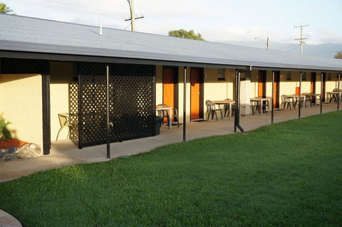 YAL Cairns - A Motel That Makes A Difference - Accommodation Brisbane 38