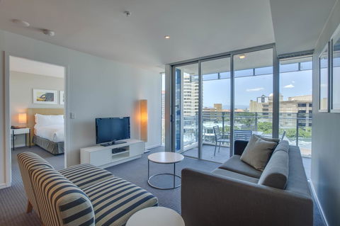 Hilton Surfers Paradise Residences - Accommodation Brisbane 5